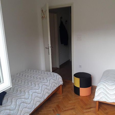Countryside Family Retreat Apartment Sibenik Luaran gambar