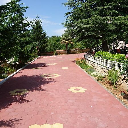 Countryside Family Retreat Apartment Sibenik Luaran gambar