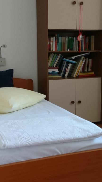 Countryside Family Retreat Apartment Sibenik Luaran gambar